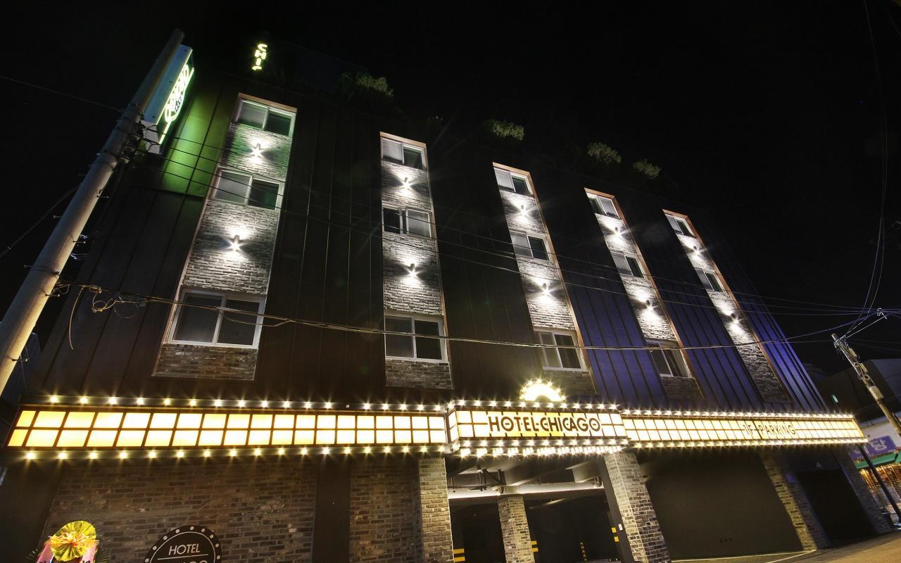Hotel Chicago Чинджу Экстерьер фото
